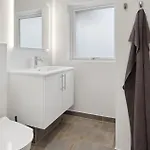 3 Bedroom Lovely In Semesterbostad *