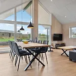 3 Bedroom Lovely In *