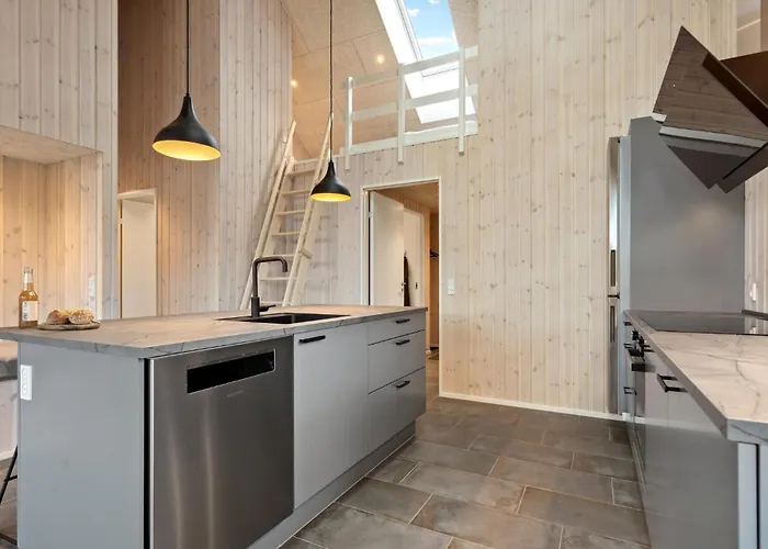 3 Bedroom Lovely In Bogense